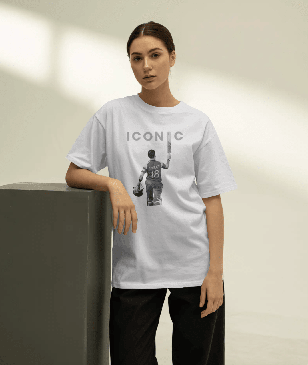Iconic - Unisex Oversized T shirt - FrameTheGame